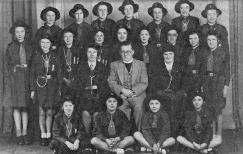 Mr & Mrs W. Hope with the 1st Baxenden Girl Guides